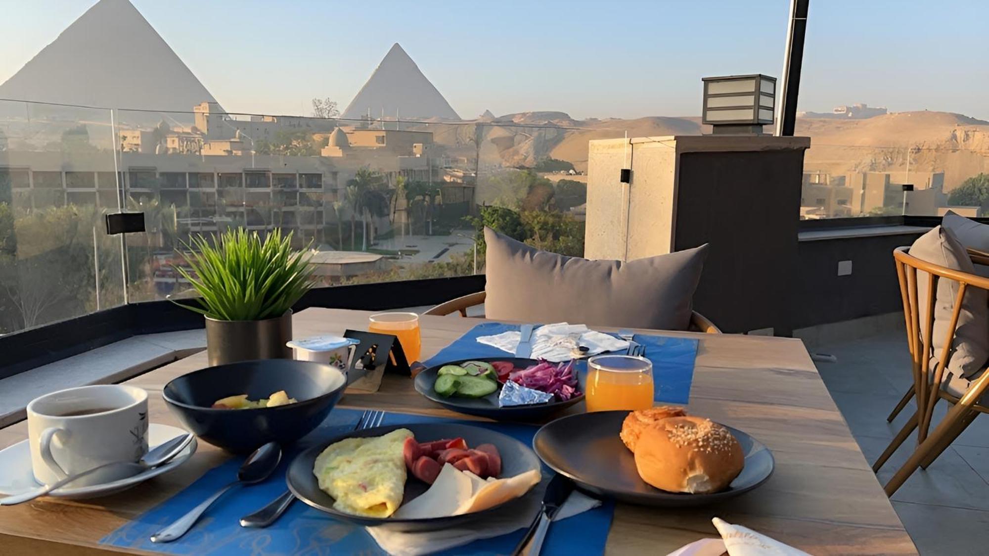 Nozol Pyramids Hotel And Spa Kafrat al Jabal Exterior foto